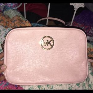 Michale Kors small purse.